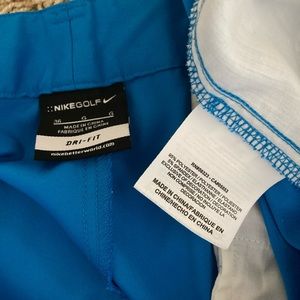 Like new- Mens Nike golf shorts-36